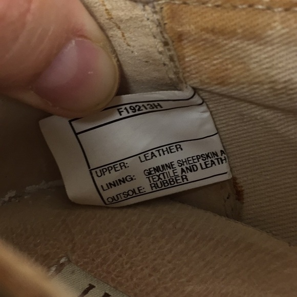 UGG Oxford Style Beige Suede Leather Shoes size 9 - Picture 8 of 8